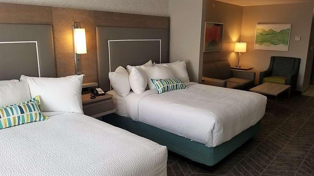 Best Western Plus Dartmouth Hotel & Suites Exteriör bild