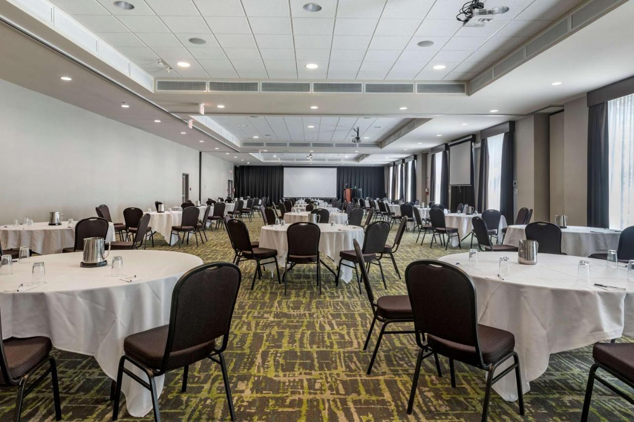Best Western Plus Dartmouth Hotel & Suites Exteriör bild