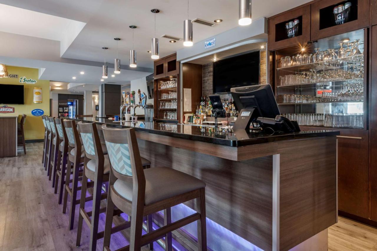 Best Western Plus Dartmouth Hotel & Suites Exteriör bild